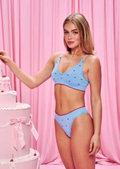 Hot outien-gorge braière triange broderie cœur Sans Armature|Triangles