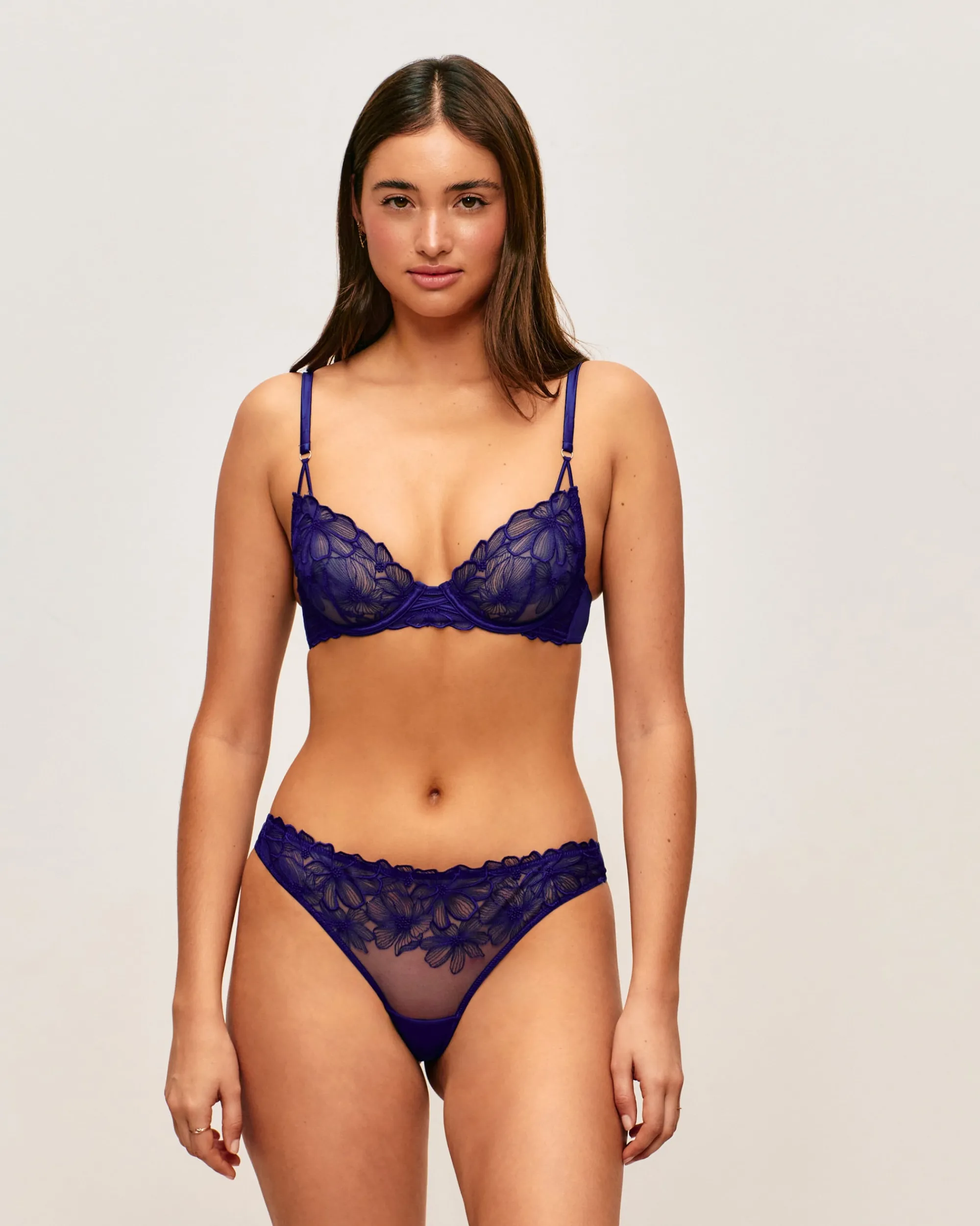 Clearance Soutien-gorge corbeille avec broderies florales Avec Armatures|Corbeilles