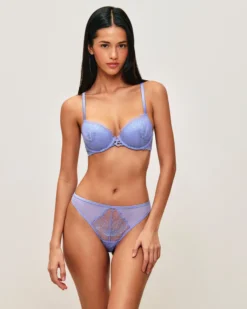 Hot Tanga en eh et broderie forae Tangas